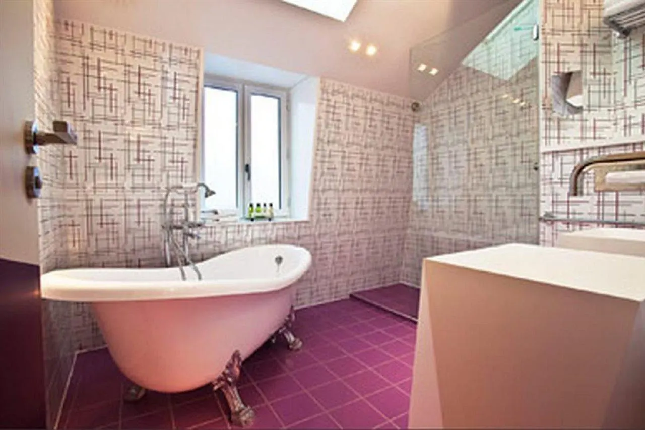 Hotel Cristal Champs Elysées Parigi