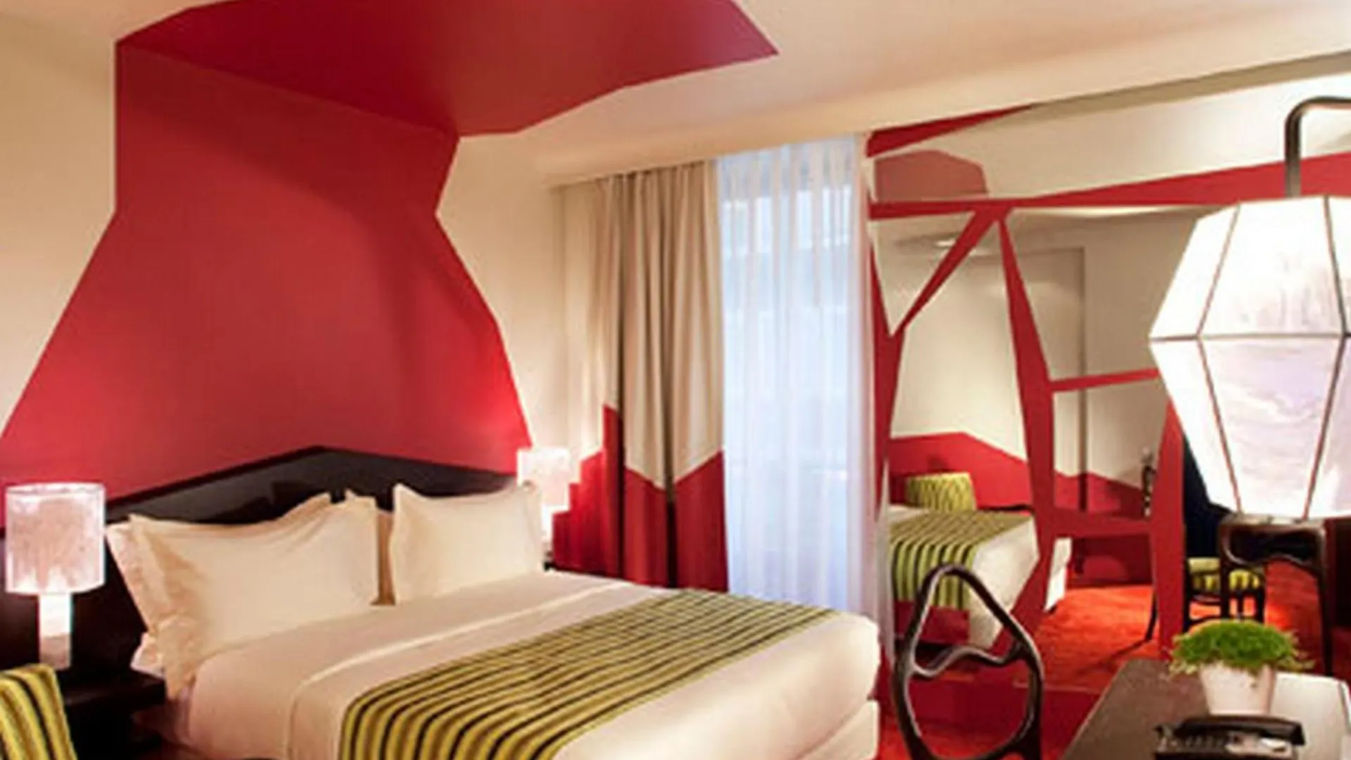 Cristal Champs Elysees Hotel 4*