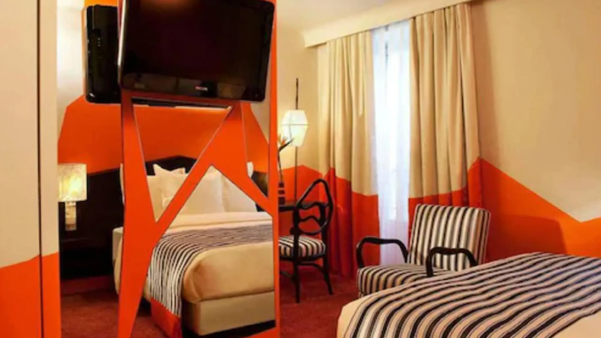 Cristal Champs Elysees Hotel 4*