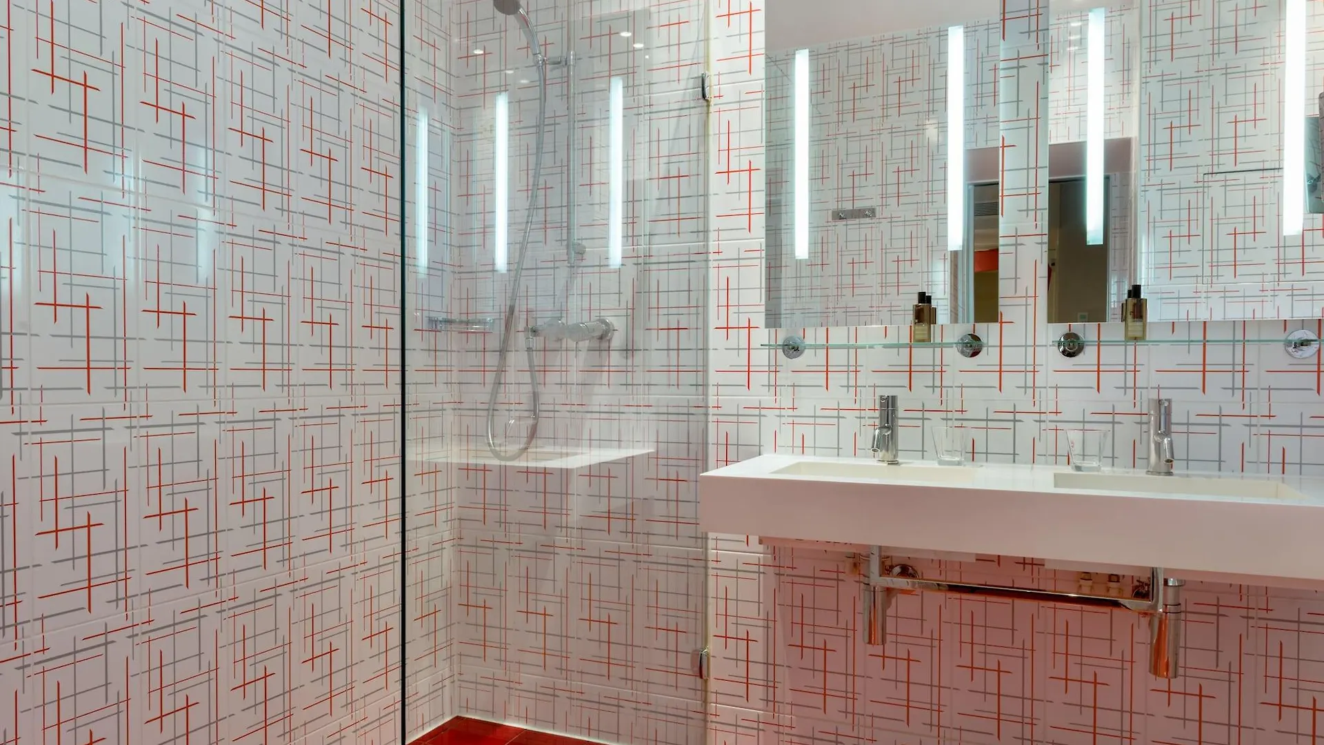 Hotel Cristal Champs Elysees 4*